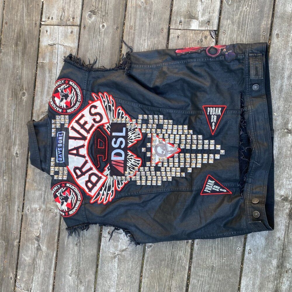 Diesel RARE Diesel X Days Gone PS4 Game Collab Leather Jacket Vest Size US S / EU 44-46 / 1 - 9 Thumbnail