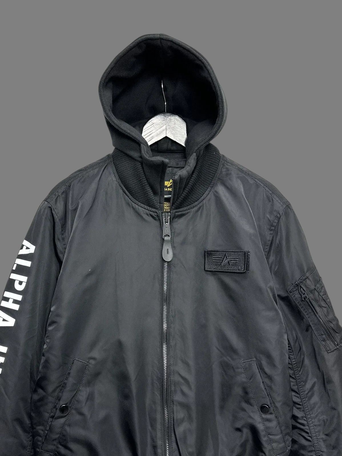 Vintage Alpha Industries Black Bomber Jacket Military Flight Style Size US L / EU 52-54 / 3 - 3 Thumbnail