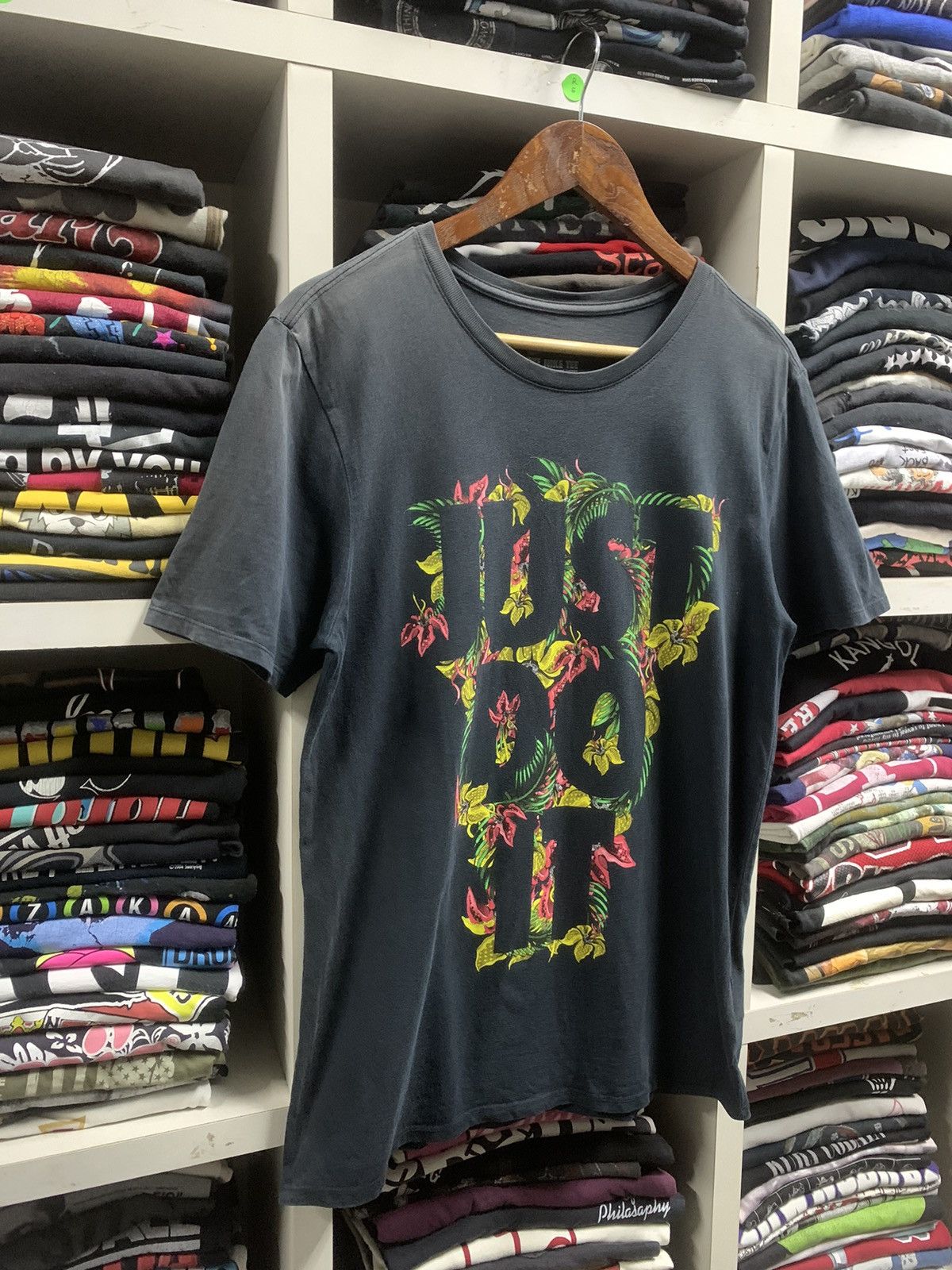 Nike × Vintage The Nike Tee Size US M / EU 48-50 / 2 - 4 Thumbnail