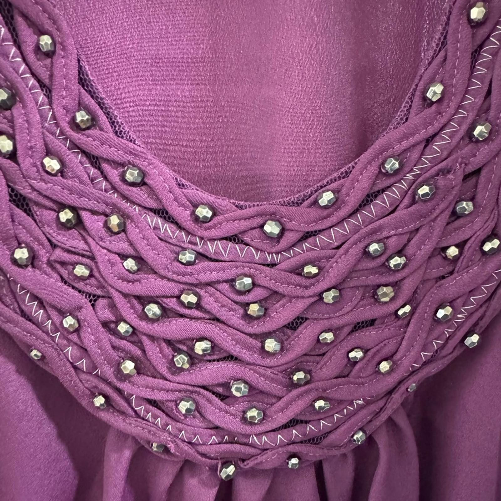 Designer Gianni Bini Purple Beaded Peplum Sleeveless Blouse- Size M Size M / US 6-8 / IT 42-44 - 5 Thumbnail