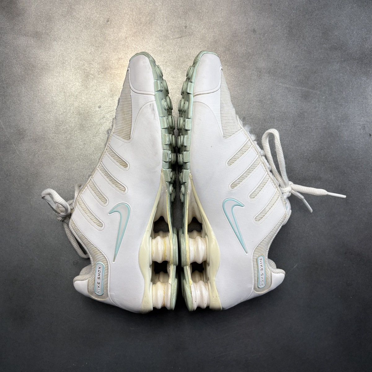 Nike 2013 Nike Shox NZ Glow In The Dark Cheetah Print Y2K 635791 Size US 8.5 / IT 38.5 - 10 Thumbnail