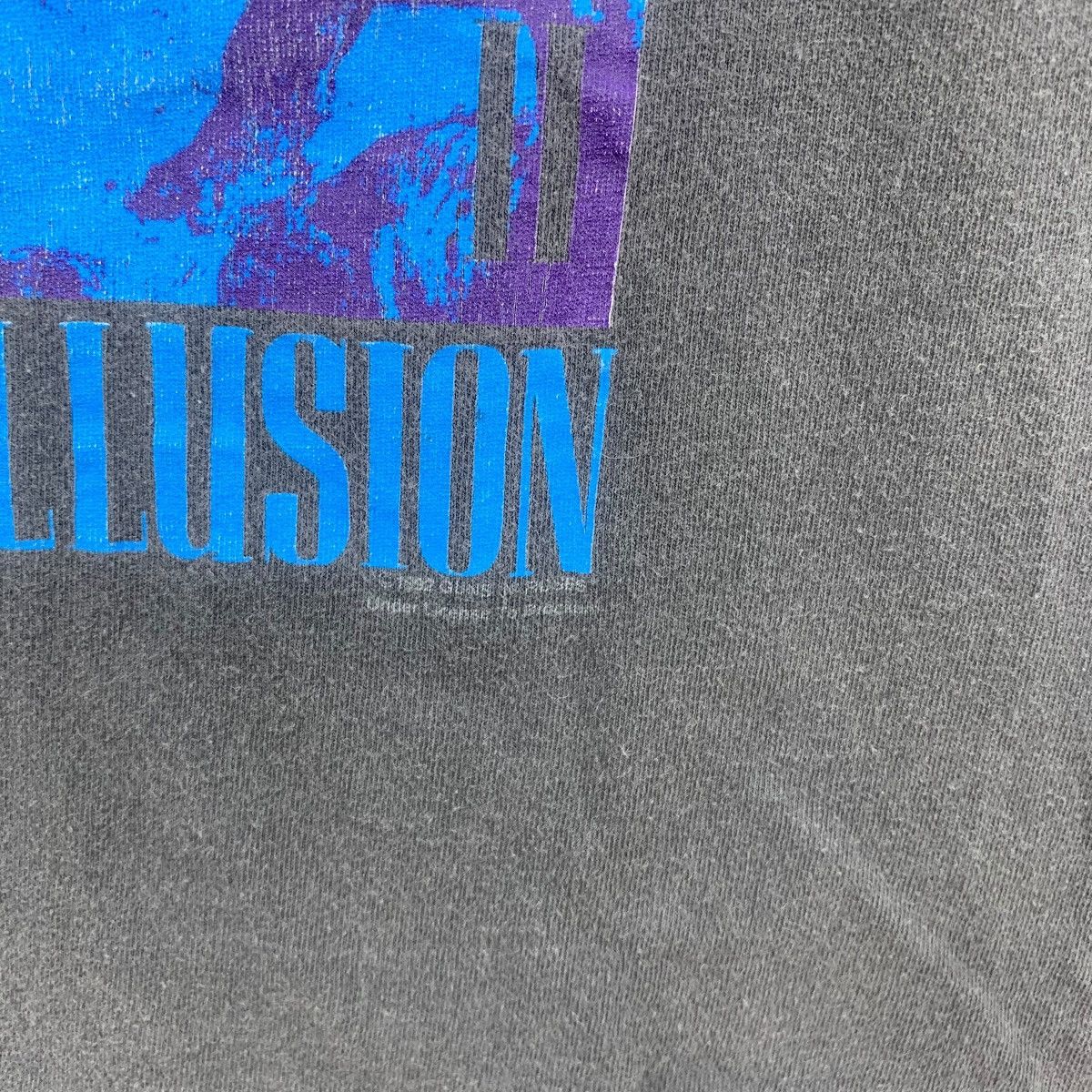 Band Tees Vintage 1992 GUN N’ ROSES Use Your Illusion Tour Tee Shirt Size US XL / EU 56 / 4 - 6 Thumbnail