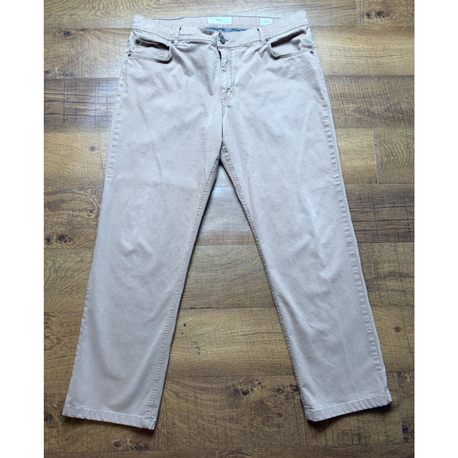 BRAX Brax Cooper Mens Feel Good Ultralight Flat Front Pants Khakis 40 Regular Brown 5-Pocket Inseam 30 Mens Size US 40 / EU 56 - 4 Thumbnail