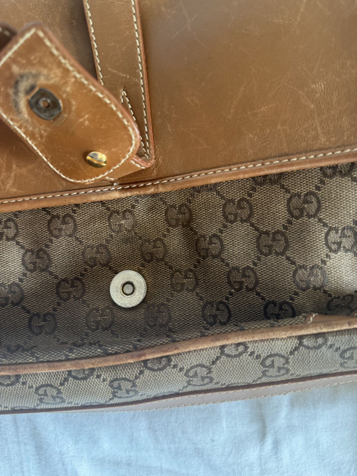 Gucci Vintage Dark Brown Interlocking G Logo Crossbody Bag Size ONE SIZE - 7 Thumbnail