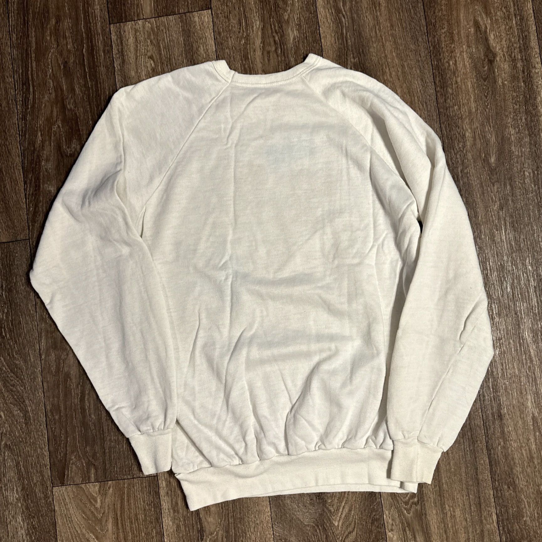 Vintage VINTAGE Teddy Bear Graphic White Crewneck Sweatshirt L 80s Unisex Adults Pullover Men Women L Size US L / EU 52-54 / 3 - 6 Thumbnail