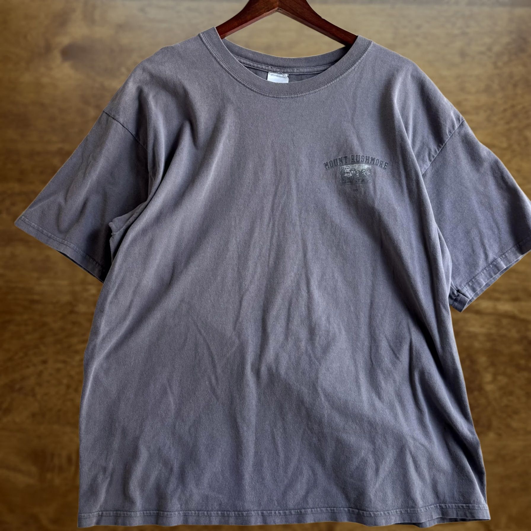 Vintage VINTAGE Mount Rushmore Shirt Mens XL Gray National Memorial Souvenir USA Tee T-Shirt Size US XL / EU 56 / 4 - 1 Thumbnail