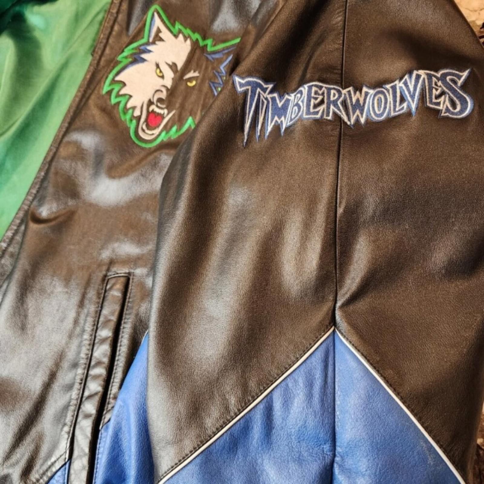 Other Vintage MN Timberwolves Jacket GIII Carl Bank's Leather Sz L Size US L / EU 52-54 / 3 - 5 Thumbnail