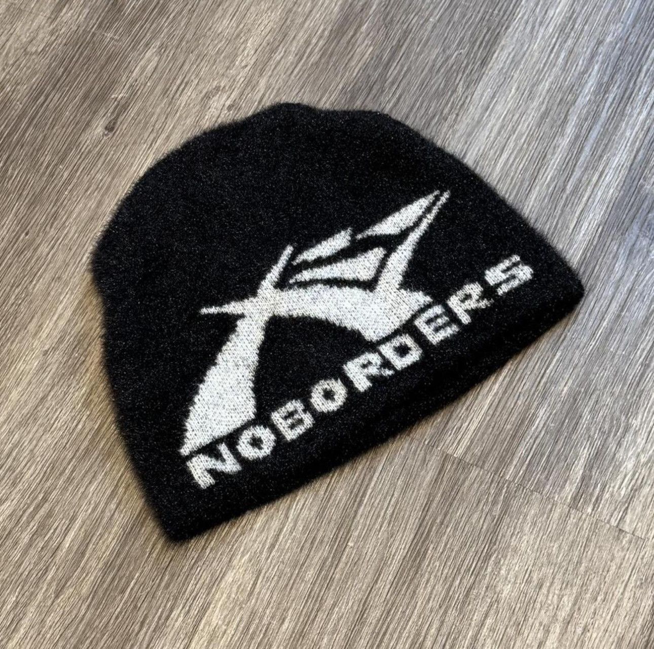 Other Black Beanie Size ONE SIZE - 1 Thumbnail