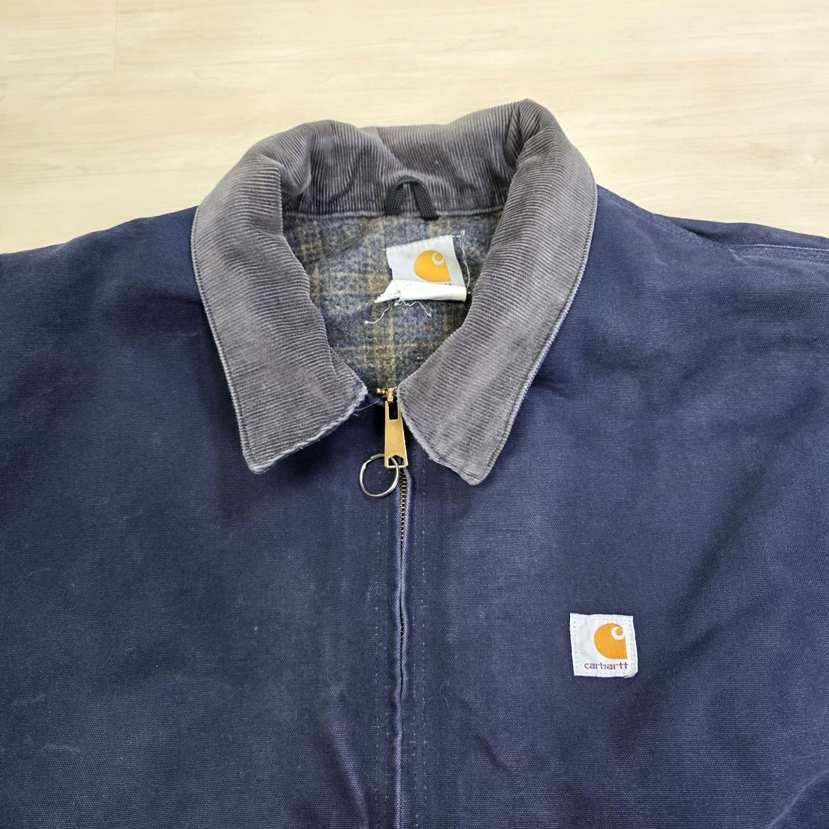 Carhartt VINTAGE Carhartt Jacket Detroit J172 DNY 4XL Navy Blue Blanket Lined Bomber Zip Pockets Mid-Length Regular Mens USA 80s 90s Fade Size US XXL / EU 58 / 5 - 3 Thumbnail
