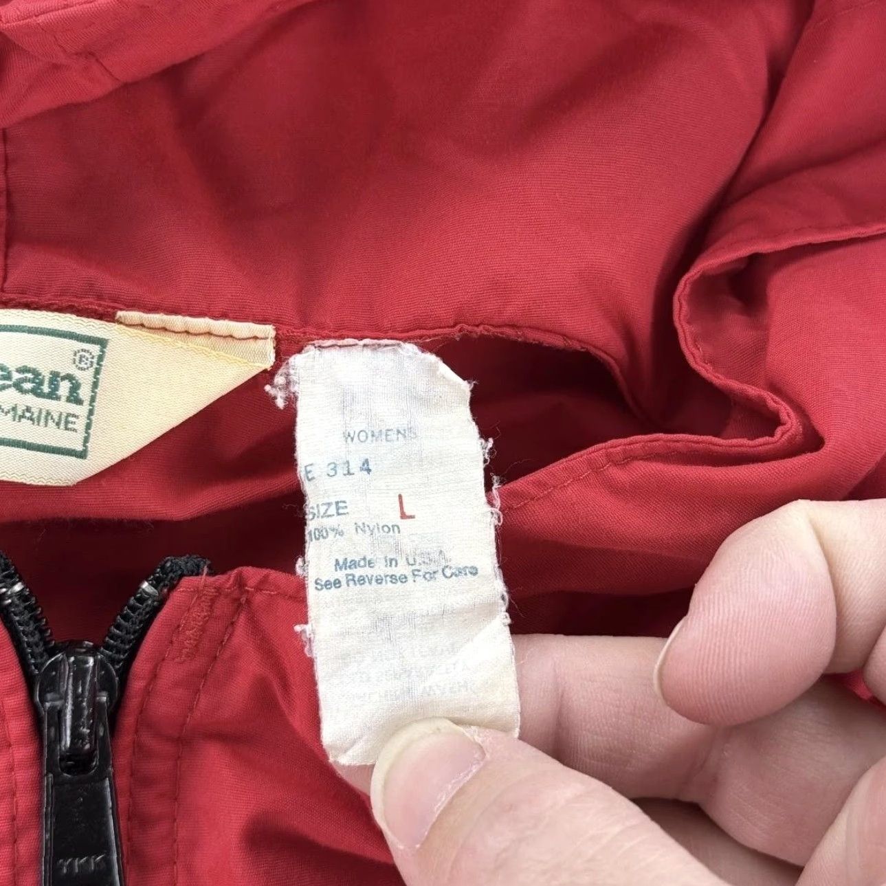 Vintage Vintage L.L. Bean Jacket Womens L Red Nylon Anorak 1/2 Zip Hooded Pullover Jacket, Casual, Travel, Outdoor, 90s, Vintage Boys? Size L / US 10 / IT 46 - 5 Thumbnail