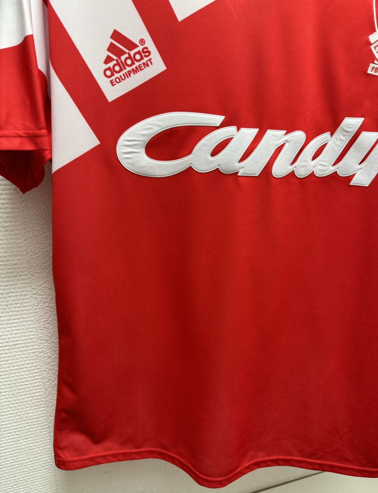 Adidas Liverpool adidas vintage soccer jersey Xl sz Candy equipment Size US L / EU 52-54 / 3 - 4 Thumbnail