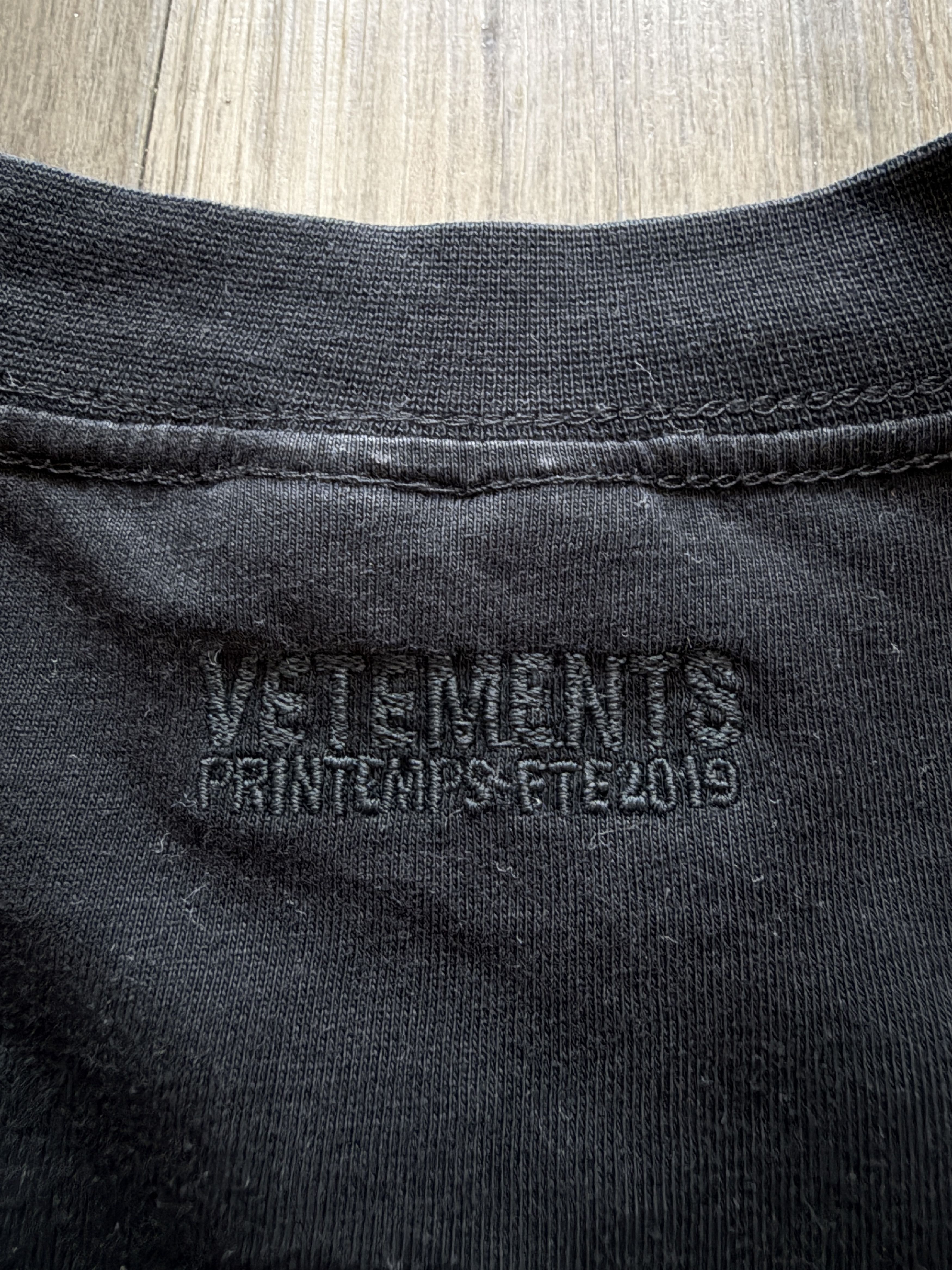 Vetements Vetements Secrety Society Tee Black 2019 Size US L / EU 52-54 / 3 - 7 Thumbnail