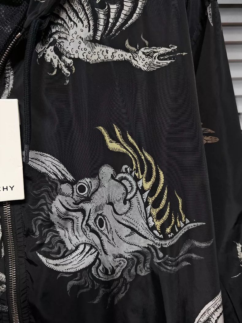 Givenchy Givenchy Size54 Devil Angel Graffiti Windbreaker Size US M / EU 48-50 / 2 - 3 Thumbnail