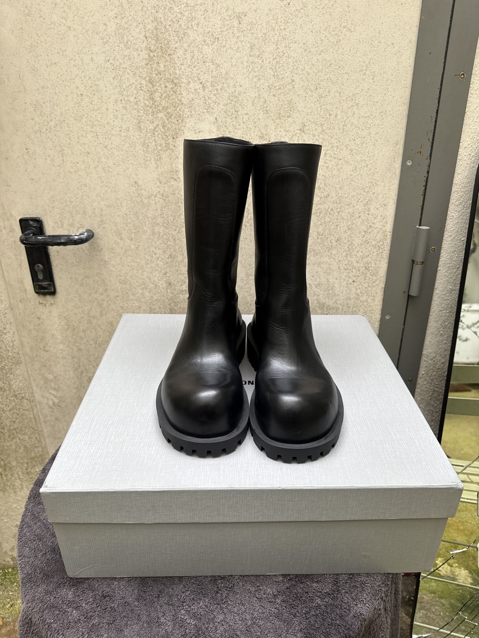 Balenciaga Balenciaga Hummer boots 44 Size US 10 / EU 43 - 13 Thumbnail