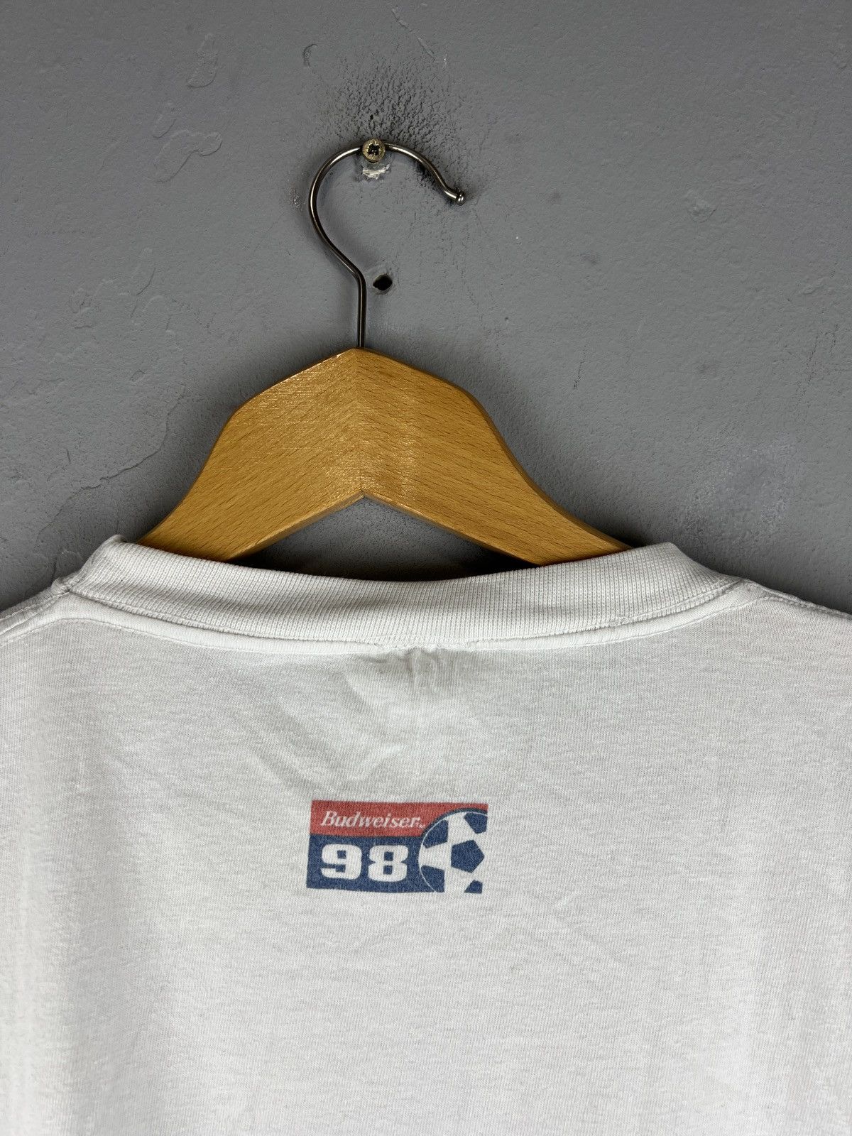 Other Vintage 98s Budweiser Racing Football Tee White XL Size US XL / EU 56 / 4 - 8 Thumbnail
