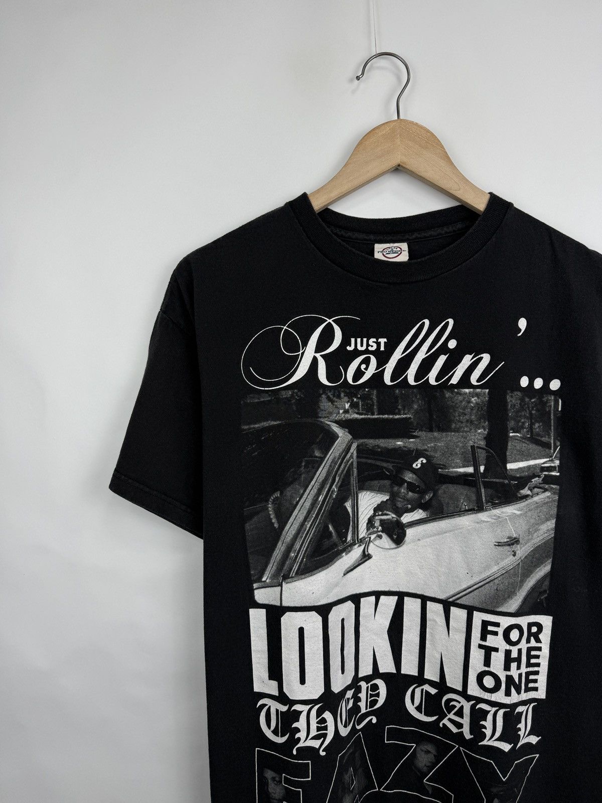Rap Tees 🇺🇸 Vintage 2010 Eazy E Just Rollin Lookin For The One They Ca Size US L / EU 52-54 / 3 - 3 Thumbnail