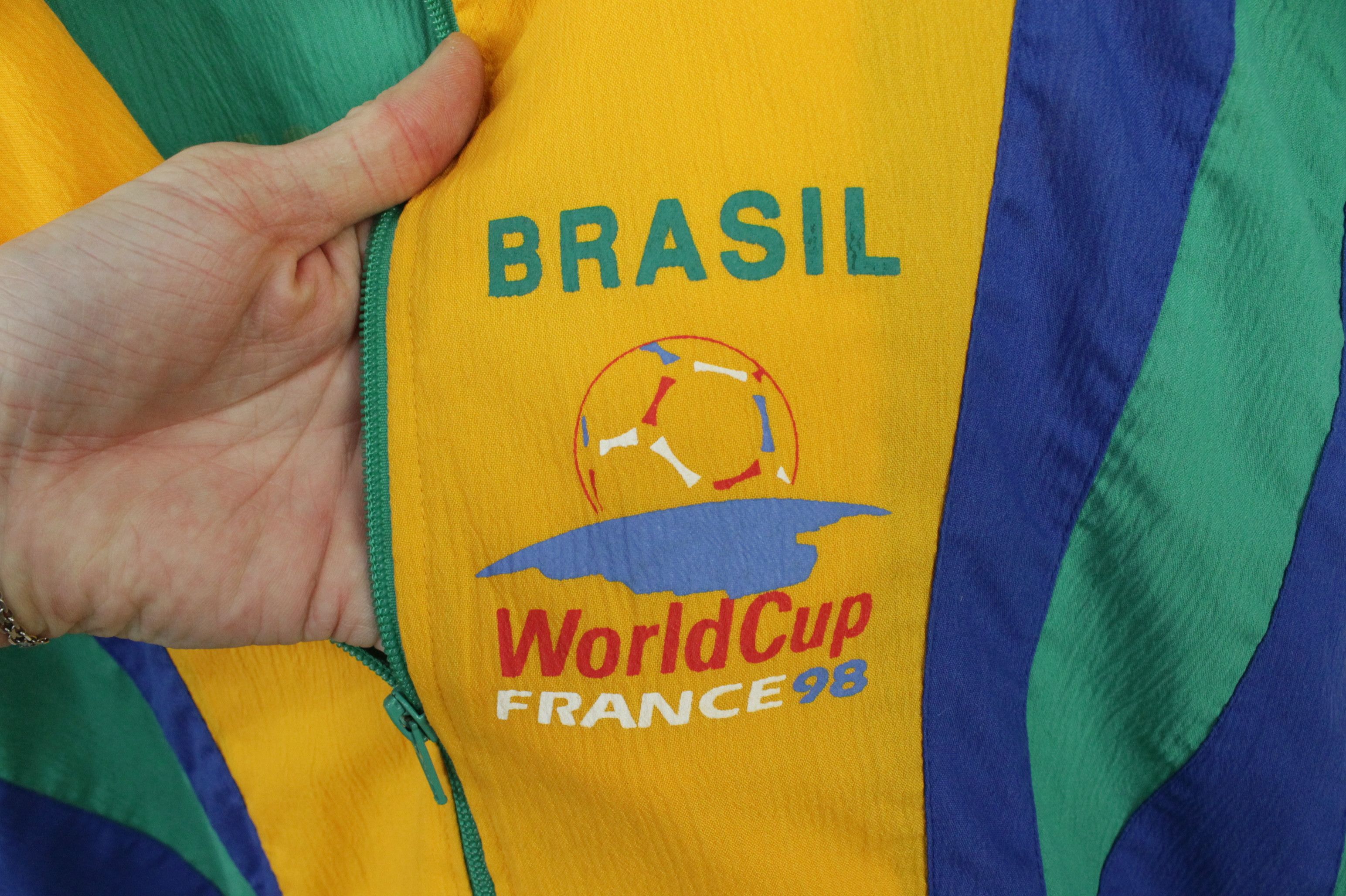Vintage Vintage Brazil Football Team World Cup 1998 France Tracksuit Size US XL / EU 56 / 4 - 6 Thumbnail