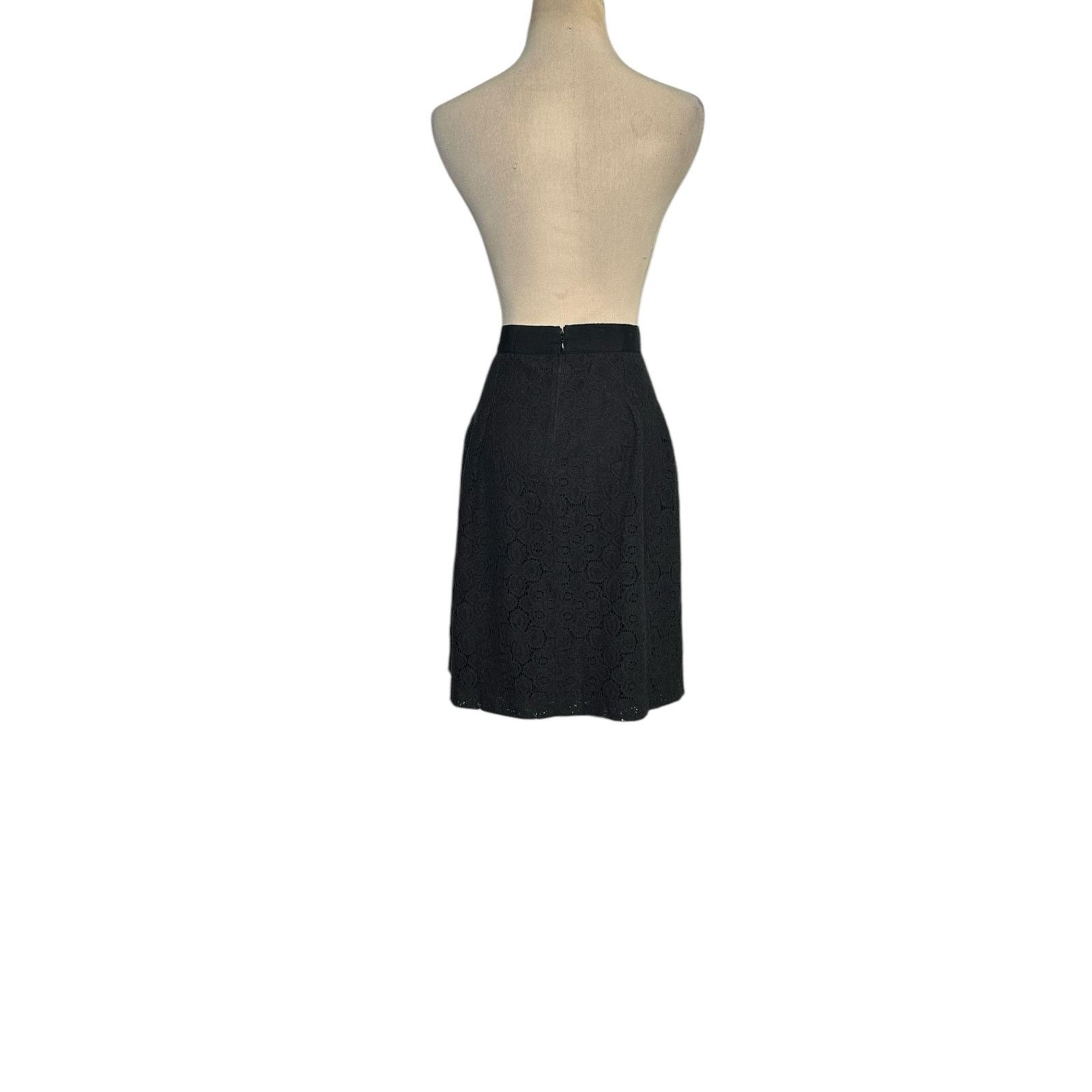 Loft Loft black lace a line skirt size 14P Size 36" / US 14 / IT 50 - 10 Thumbnail