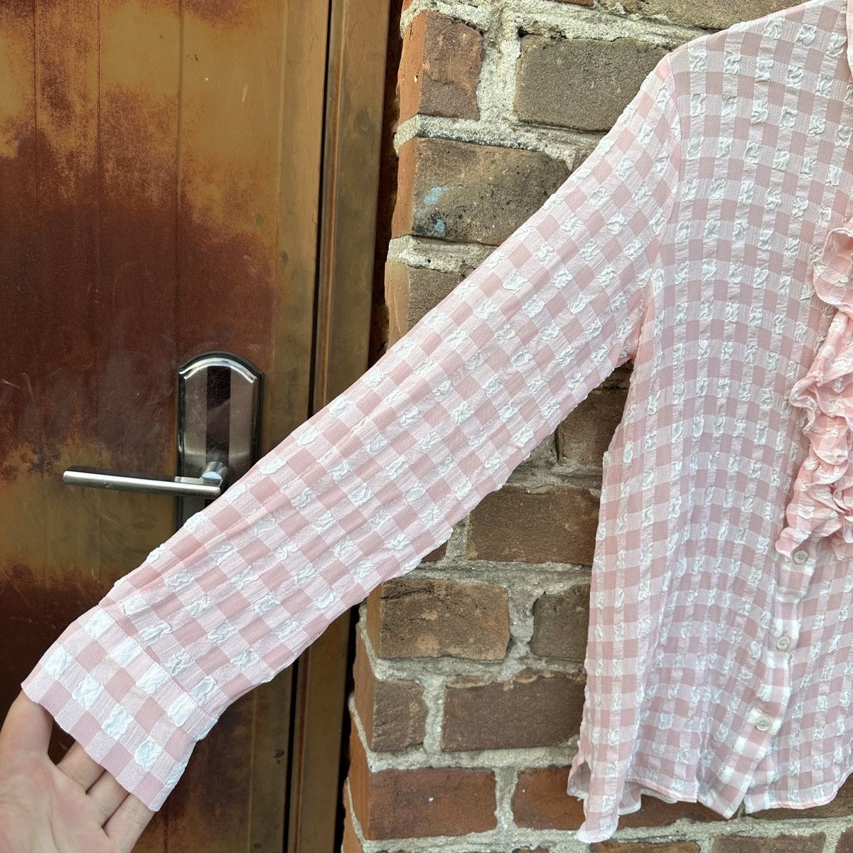 Boutique Moschino Boutique Moschino Ruffle Button Up Shirt Frill Vintage Rare Size M / US 6-8 / IT 42-44 - 15 Thumbnail
