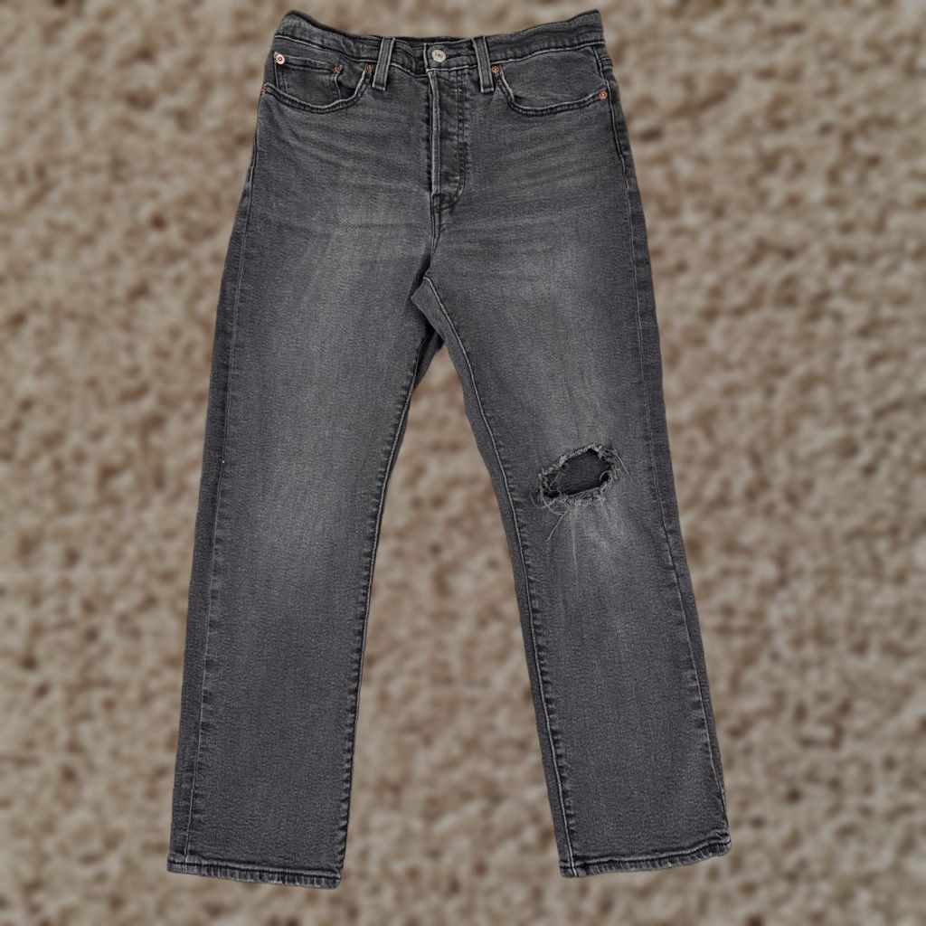 Levi's Levi's Wedgie Straight Jeans Womens 30x28 Gray High Rise Distressed Stretch Denim Size 30" / US 8 / IT 44 - 1 Thumbnail