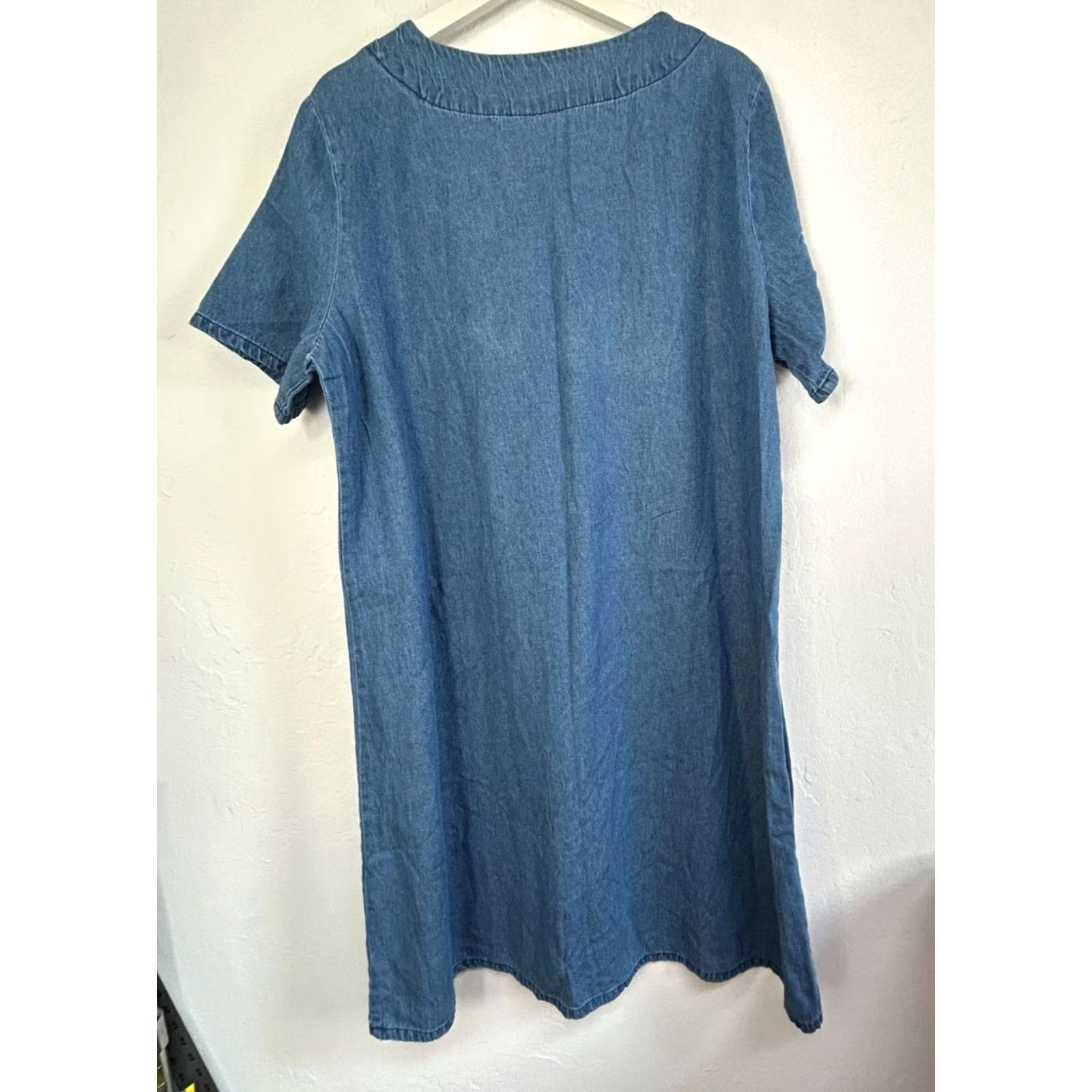 Denime Country Store Womens Short Sleeve Denim Dress XL Blue Embroidered Floral Pintuck Shirt Dress Womens XL Blue Embroidered Floral Denim Dress Size 40" / US 18 - 2 Thumbnail