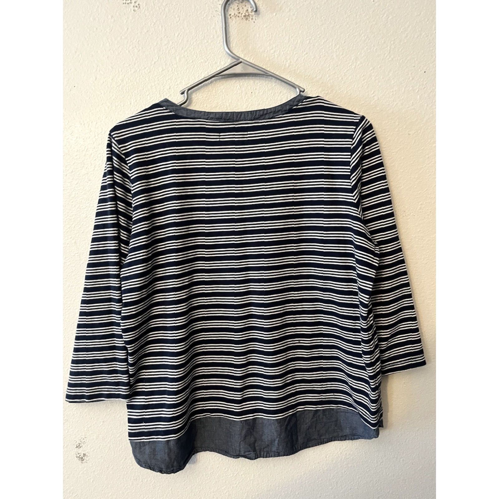 Vintage Hasting & Smith Blouse Women Petite Small Blue Striped 3/4 Sleeve V Neck PS Casual Womens Size S / US 4 / IT 40 - 3 Thumbnail