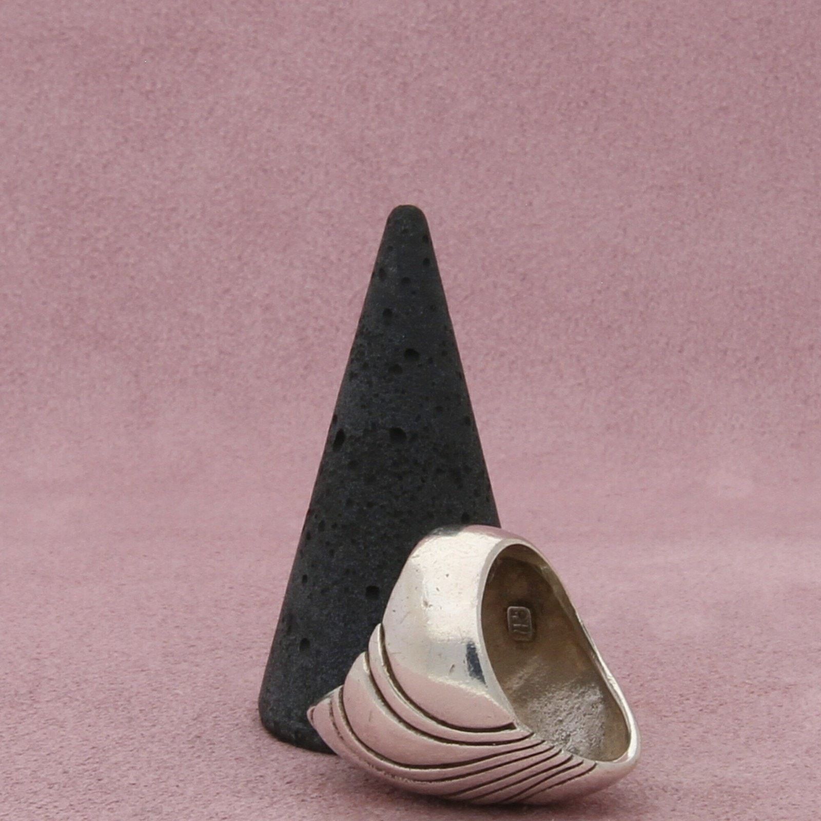 Sterling Silver kabana sterling silver vintage wavy dome ring size 6 Size ONE SIZE - 5 Thumbnail