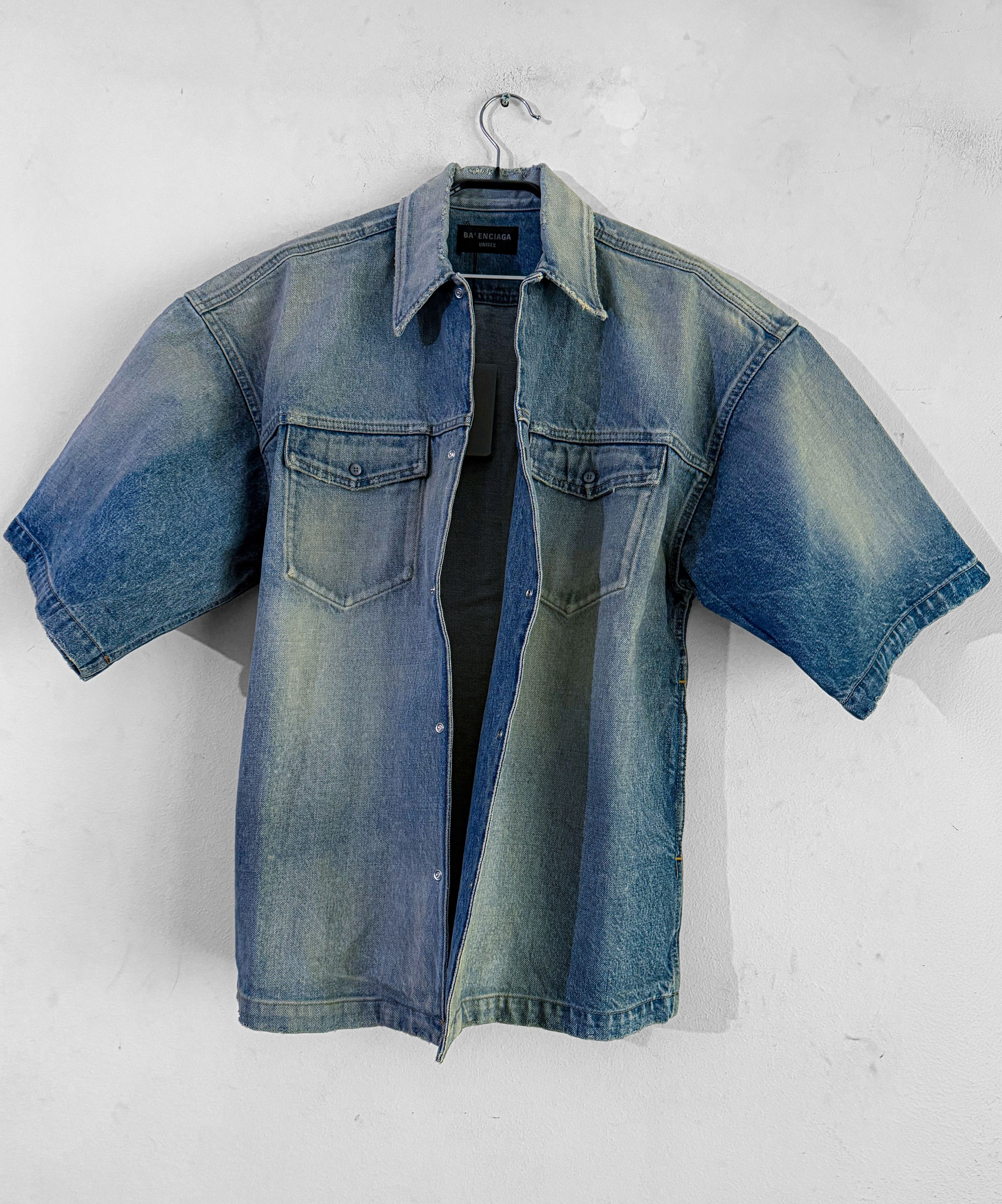 Balenciaga Oversized Masking Tape Denim Shirt Size US M / EU 48-50 / 2 - 6 Thumbnail