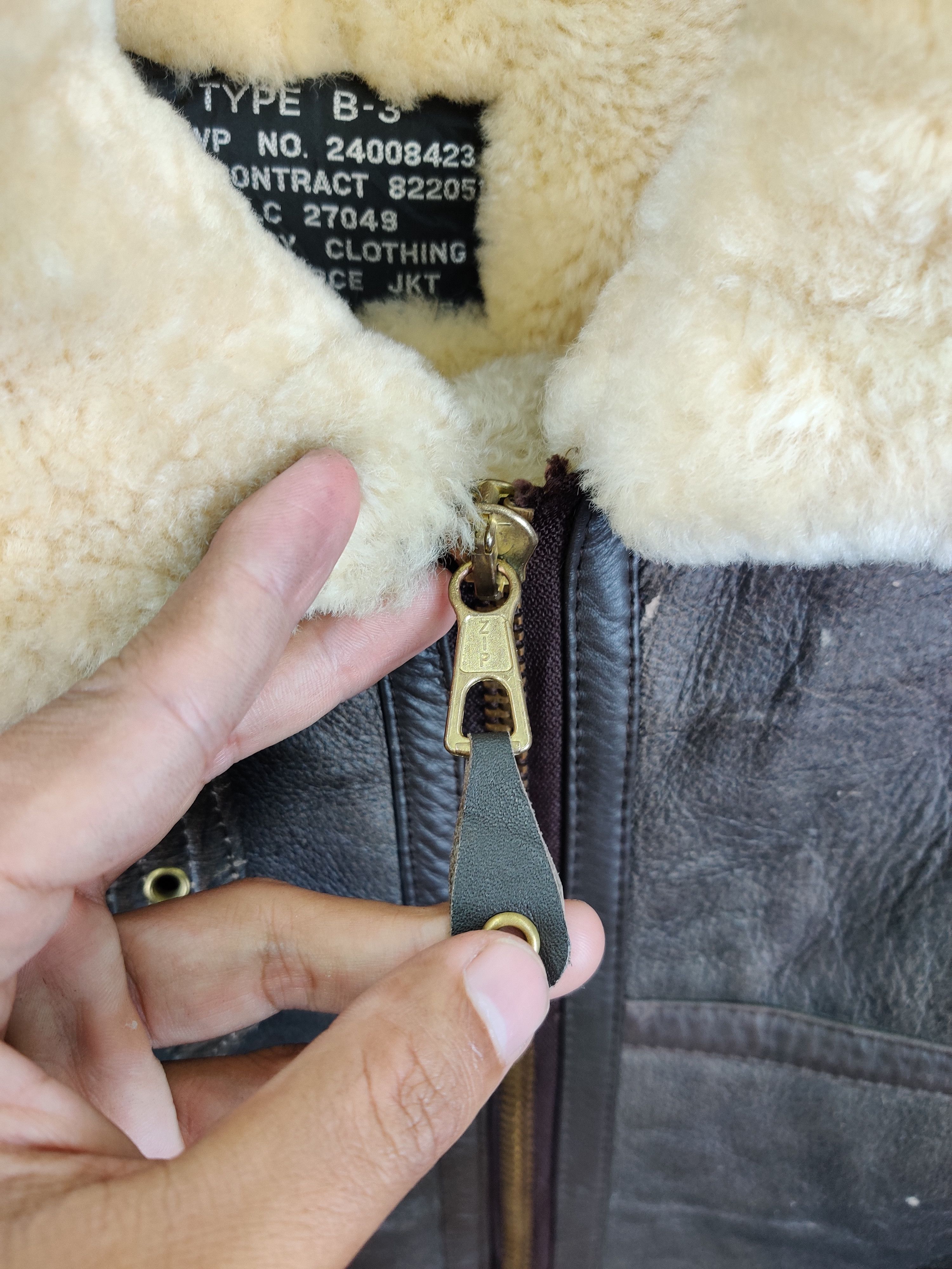 Vintage 90s B3 US Army Military Sheepskin Leather Jacket