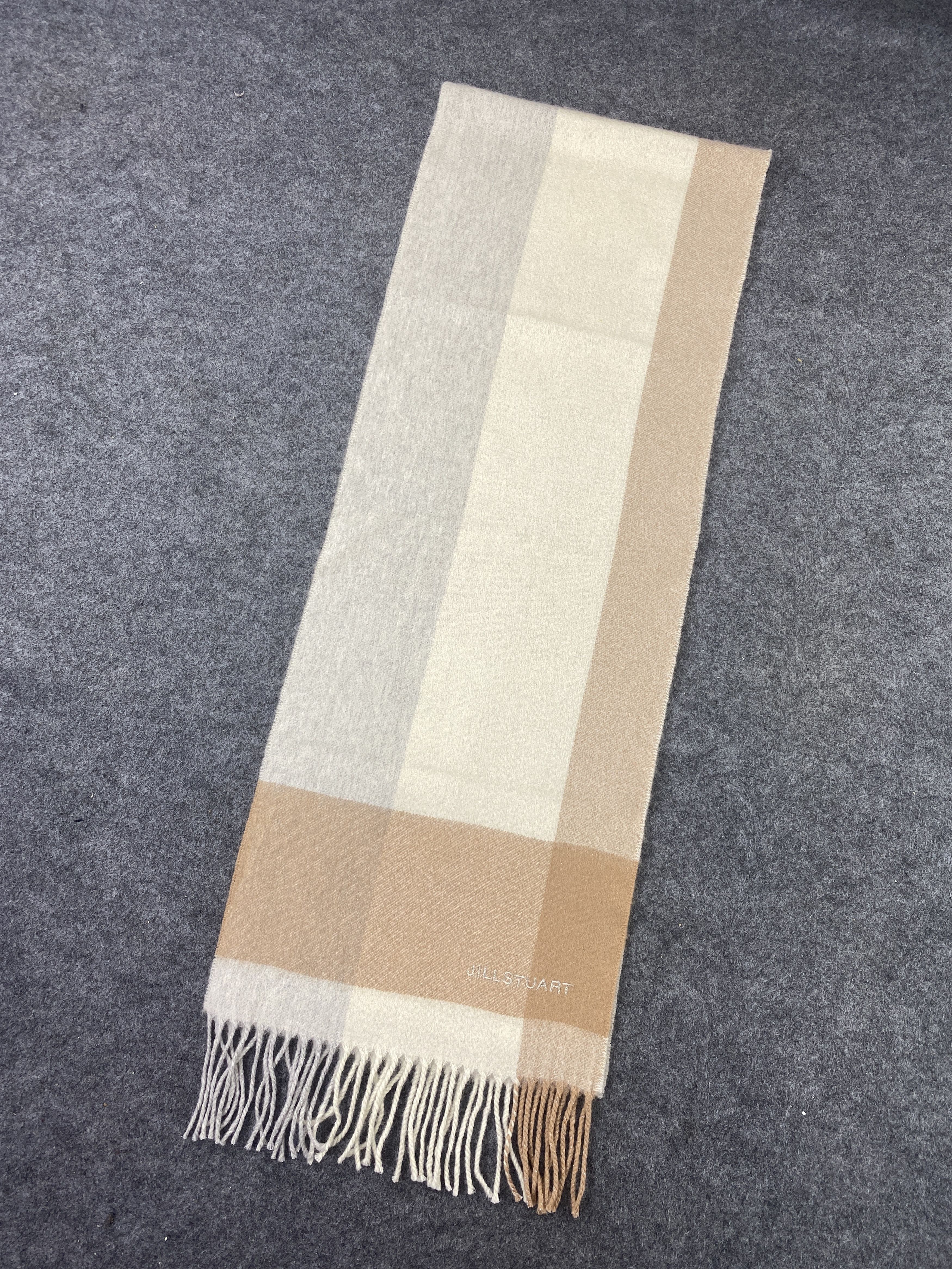 Jil Stuart Jill Stuart Scarf / Muffler / Neckwear -T1054 Size ONE SIZE - 2 Thumbnail