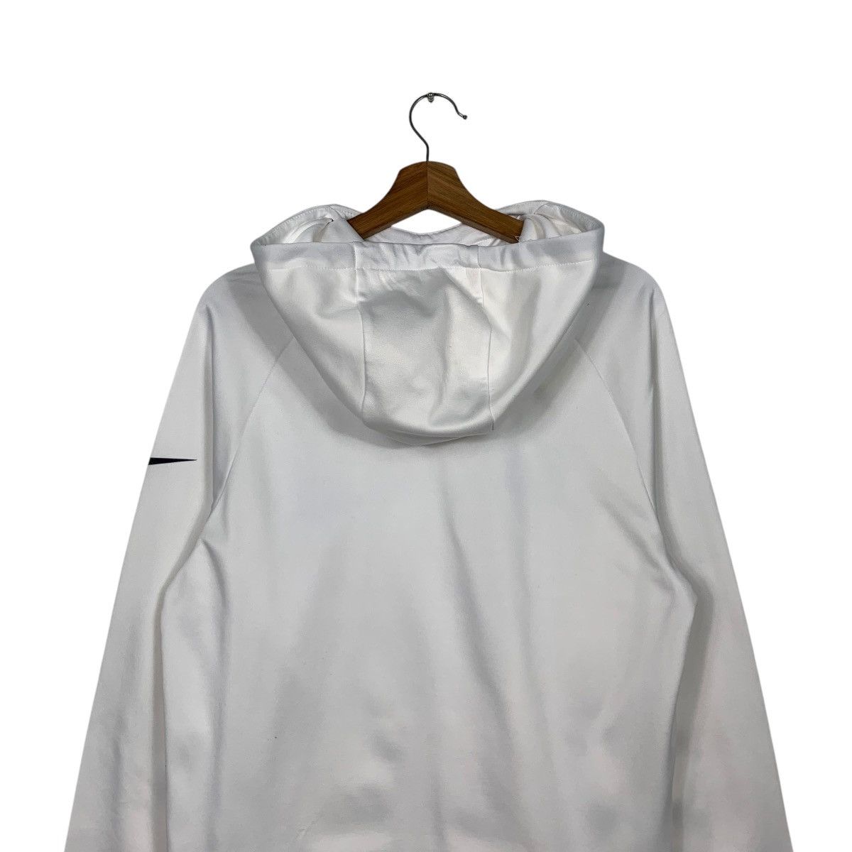 Nike NIKE SWOOSH Big Logo White Pullover Hoodies #2547-C115 Size US M / EU 48-50 / 2 - 22 Thumbnail