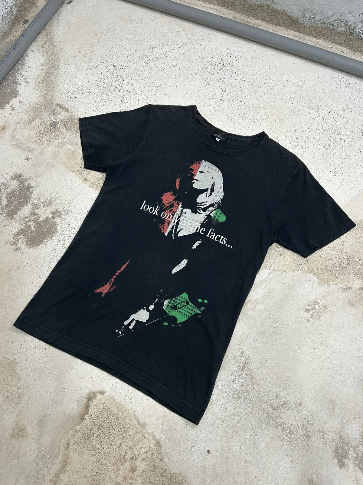 Hysteric Glamour Tk Piece Art Hysteric Design Look At the Facts Size US S / EU 44-46 / 1 - 2 Thumbnail