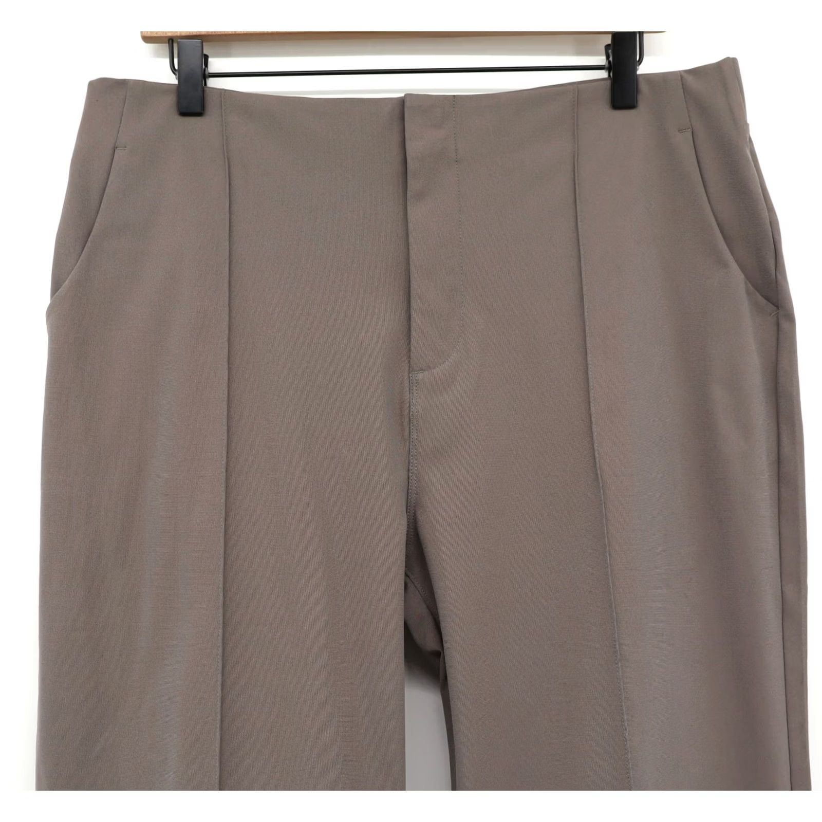 Vuori Vuori Pants Wide-Leg XL Regular Chia Brown 30" Inseam Zip Logo Pockets Machine Washable Knit 100% Polyester Women’s Vintage? No Size 40" / US 18 - 3 Thumbnail