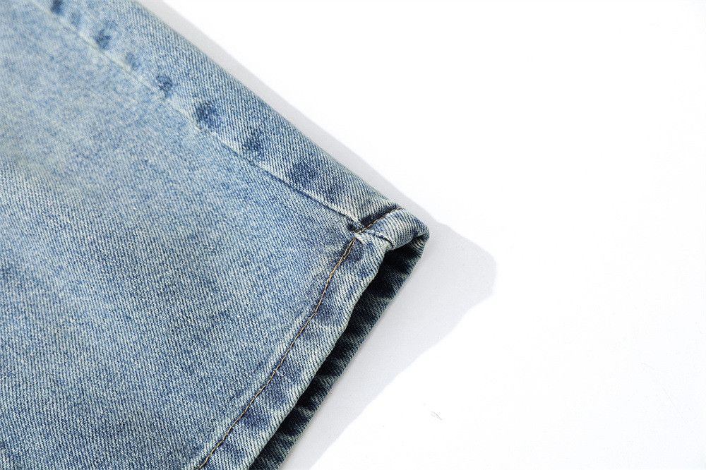 Vintage Men's Washed & Distressed Curved-Hem Denim Shorts Size US 32 / EU 48 - 5 Thumbnail