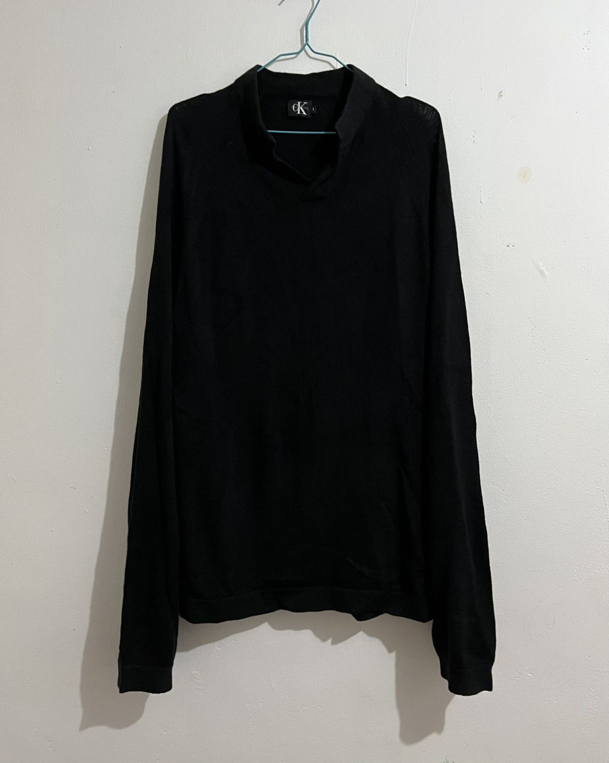 Calvin Klein Calvin Klein Black Long Sleeve V neck Size US L / EU 52-54 / 3 - 1 Thumbnail