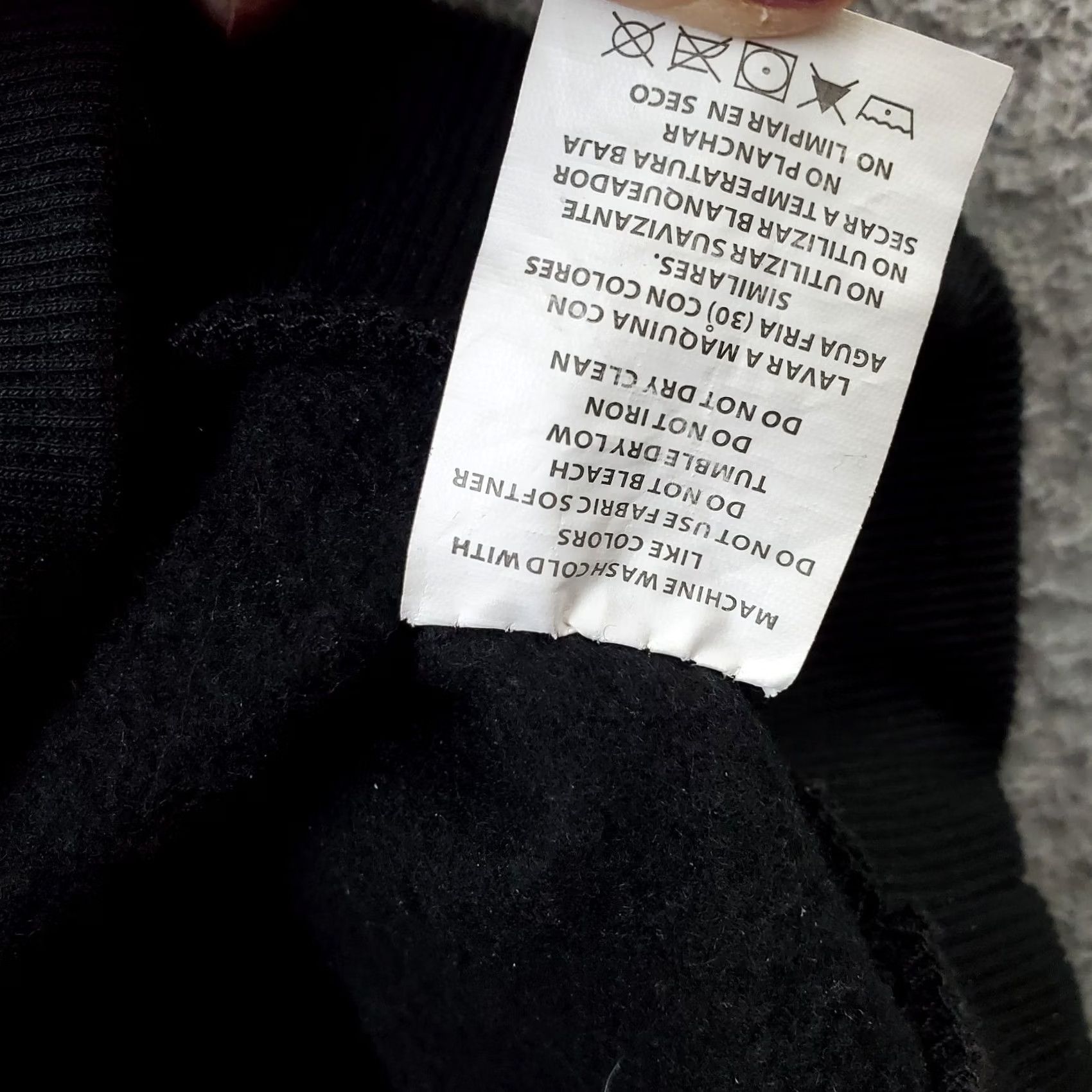 Bebe Bebe Womens Hoodie Size L Black Fleece Lined Sherpa Hood Kangaroo Pockets Pullover Size L / US 10 / IT 46 - 6 Thumbnail