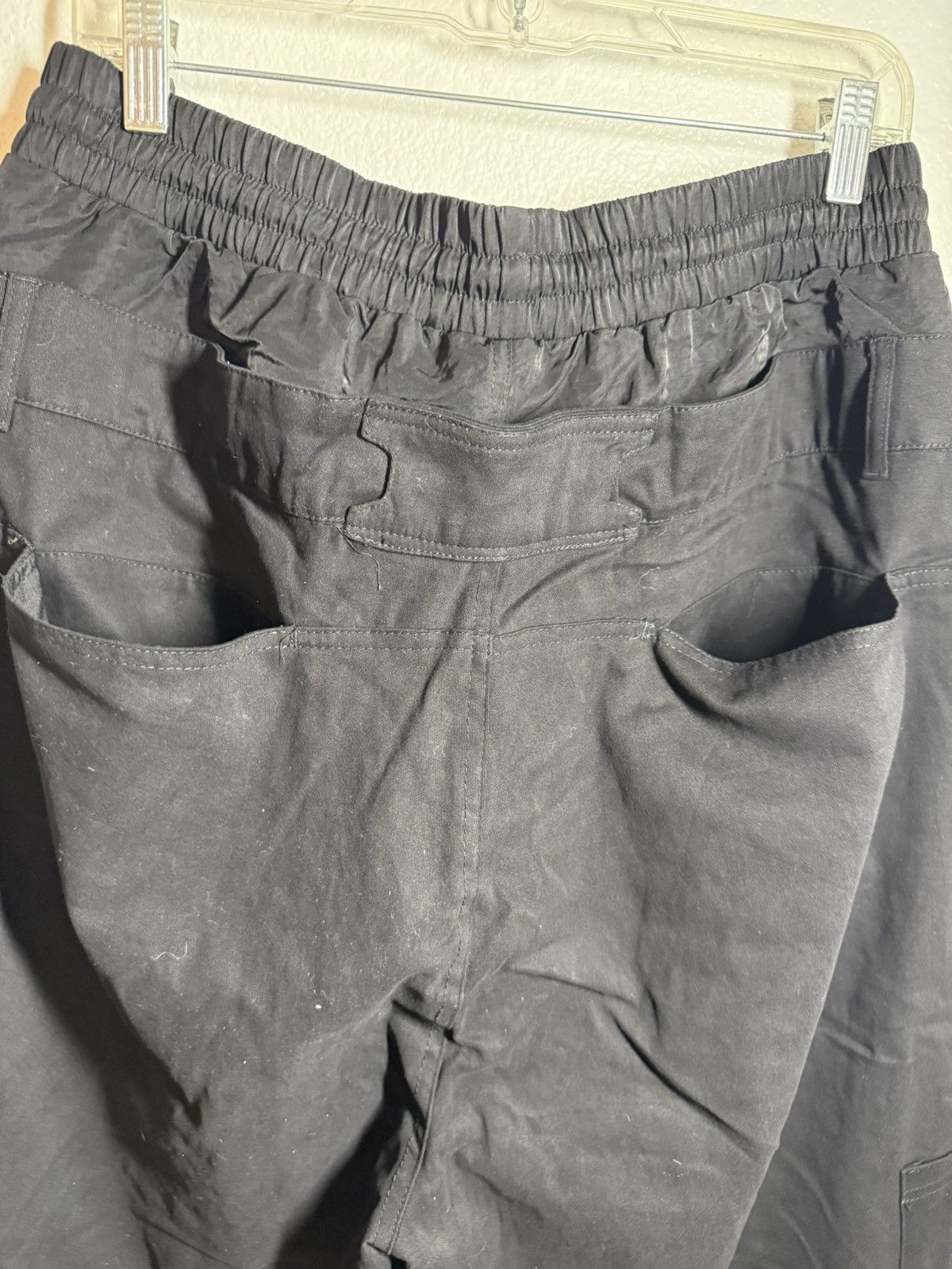 Fashion Nova Fashion nova double stacked jogger carpenter pants Size US 34 / EU 50 - 10 Thumbnail