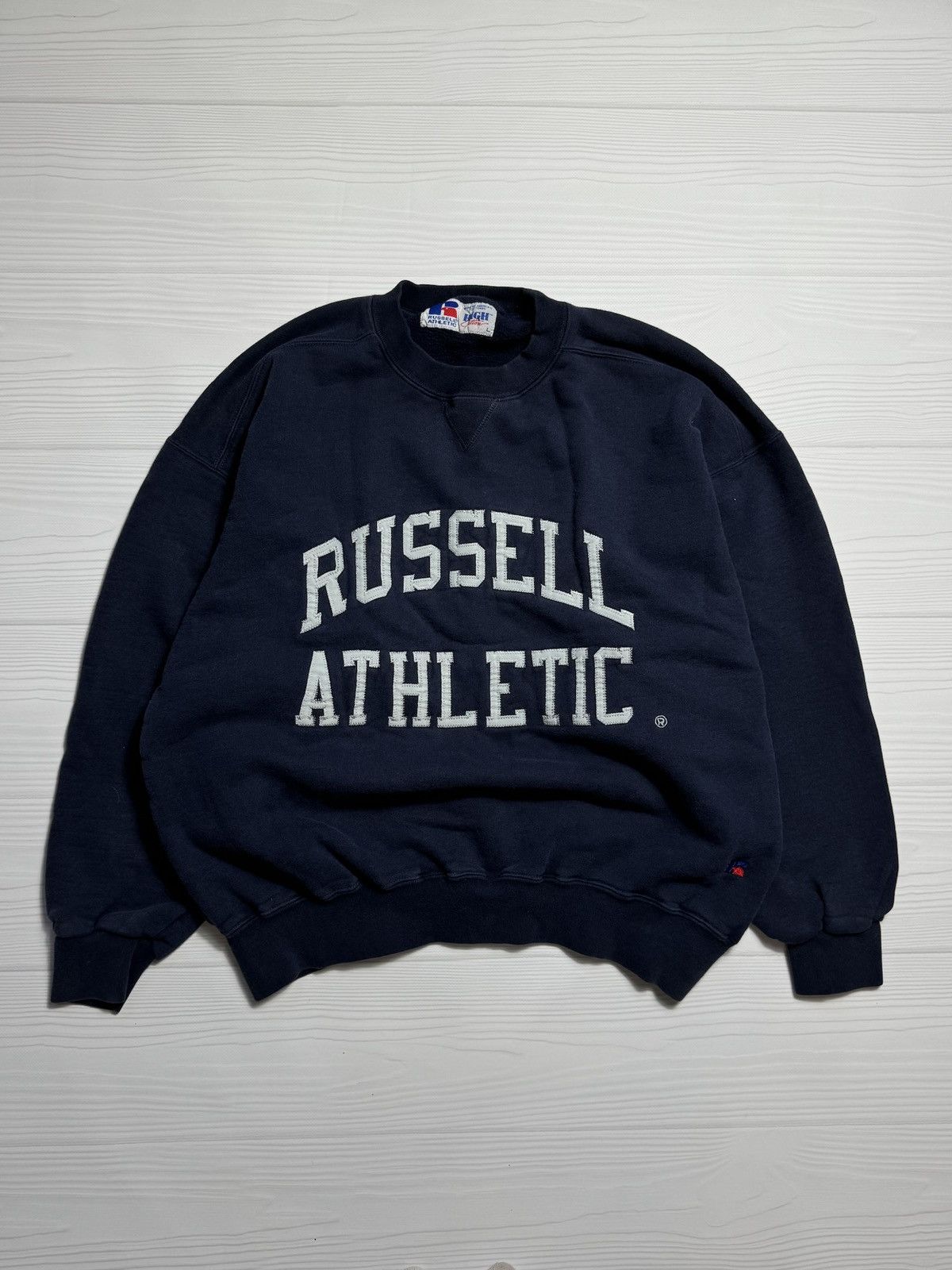 Russell Athletic × Vintage Vintage 90s Russell Athletic Sweatshirt Size US L / EU 52-54 / 3 - 1 Thumbnail
