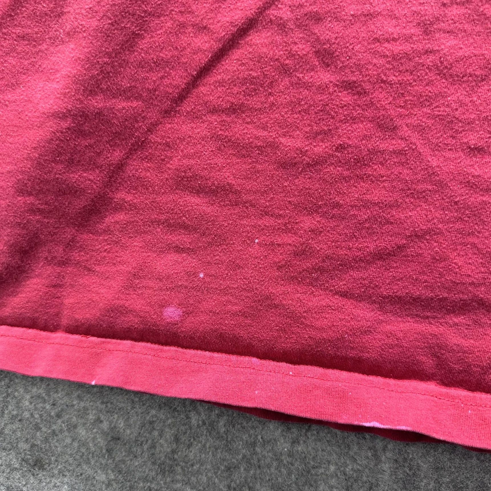 Vintage VINTAGE Red Solid Crew Neck Logo Tee Mens Large Shirt Size US L / EU 52-54 / 3 - 3 Thumbnail