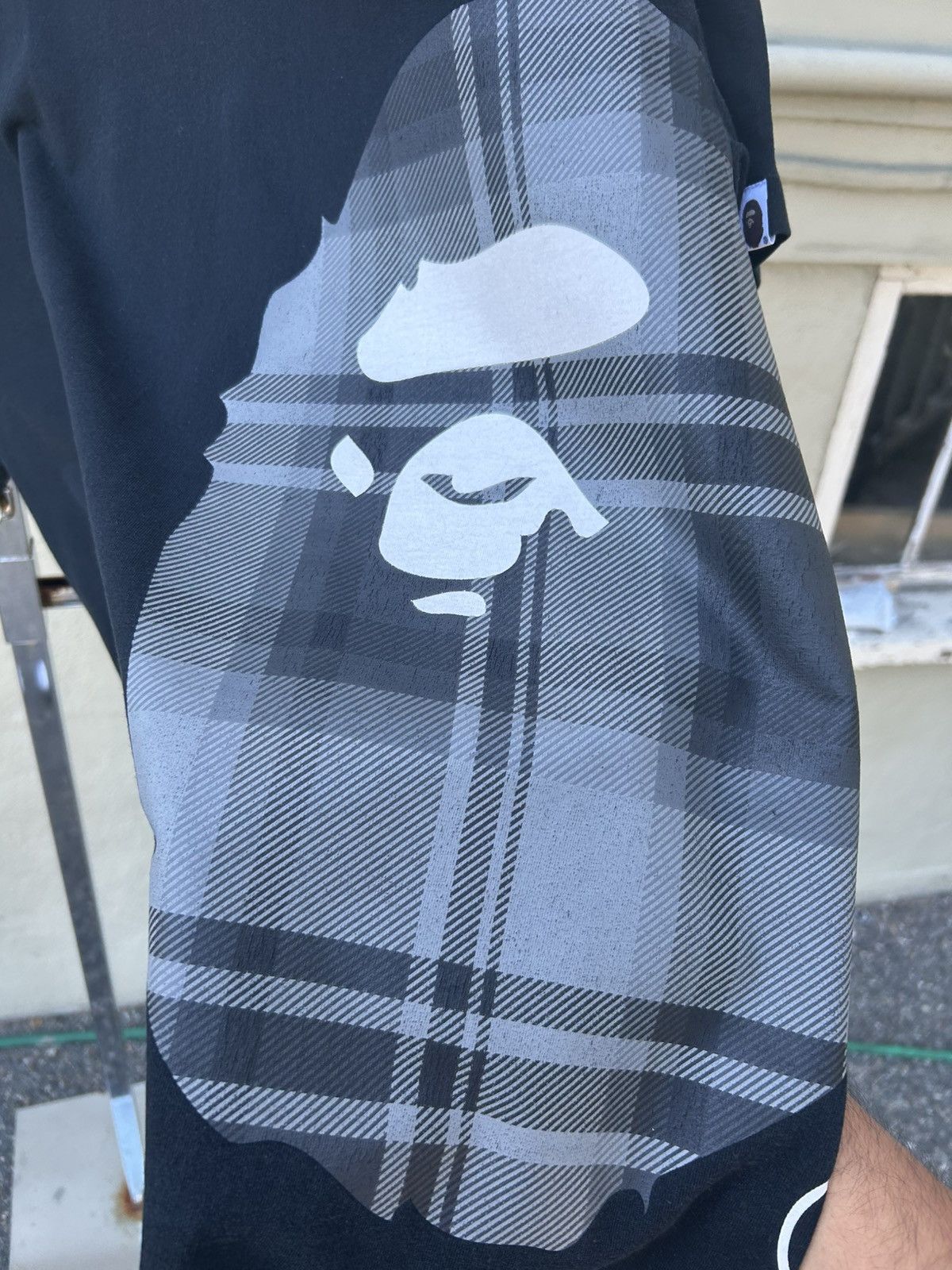 Bape logo check side big ape head tee