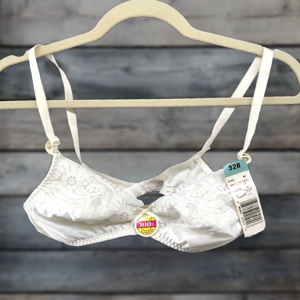 Vintage Hanes Bralette 32B White Cotton Lace Lightweight Comfort Wireless Bra For Women