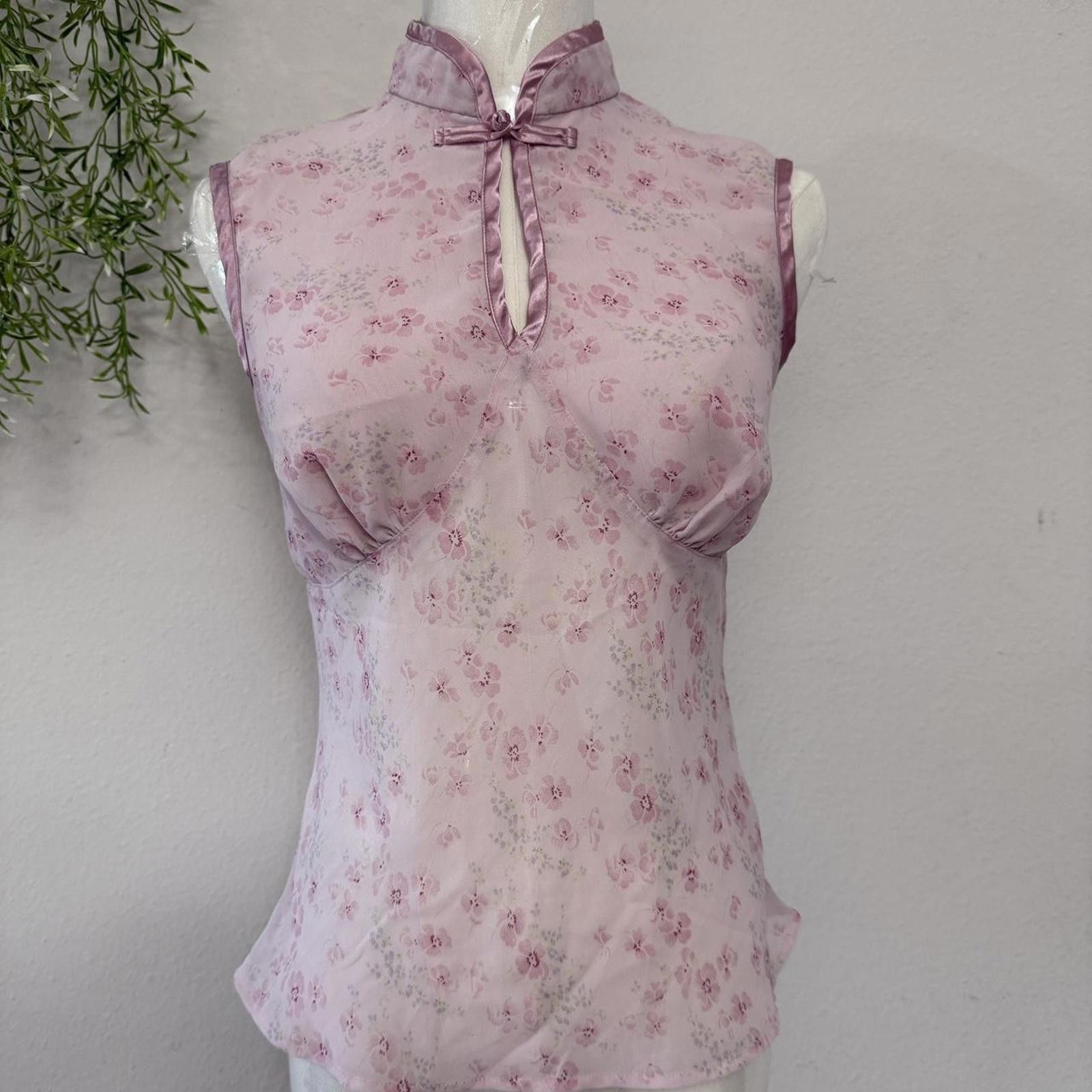 Designer Coquette Pink Floral Small Top Size S / US 4 / IT 40 - 1 Thumbnail