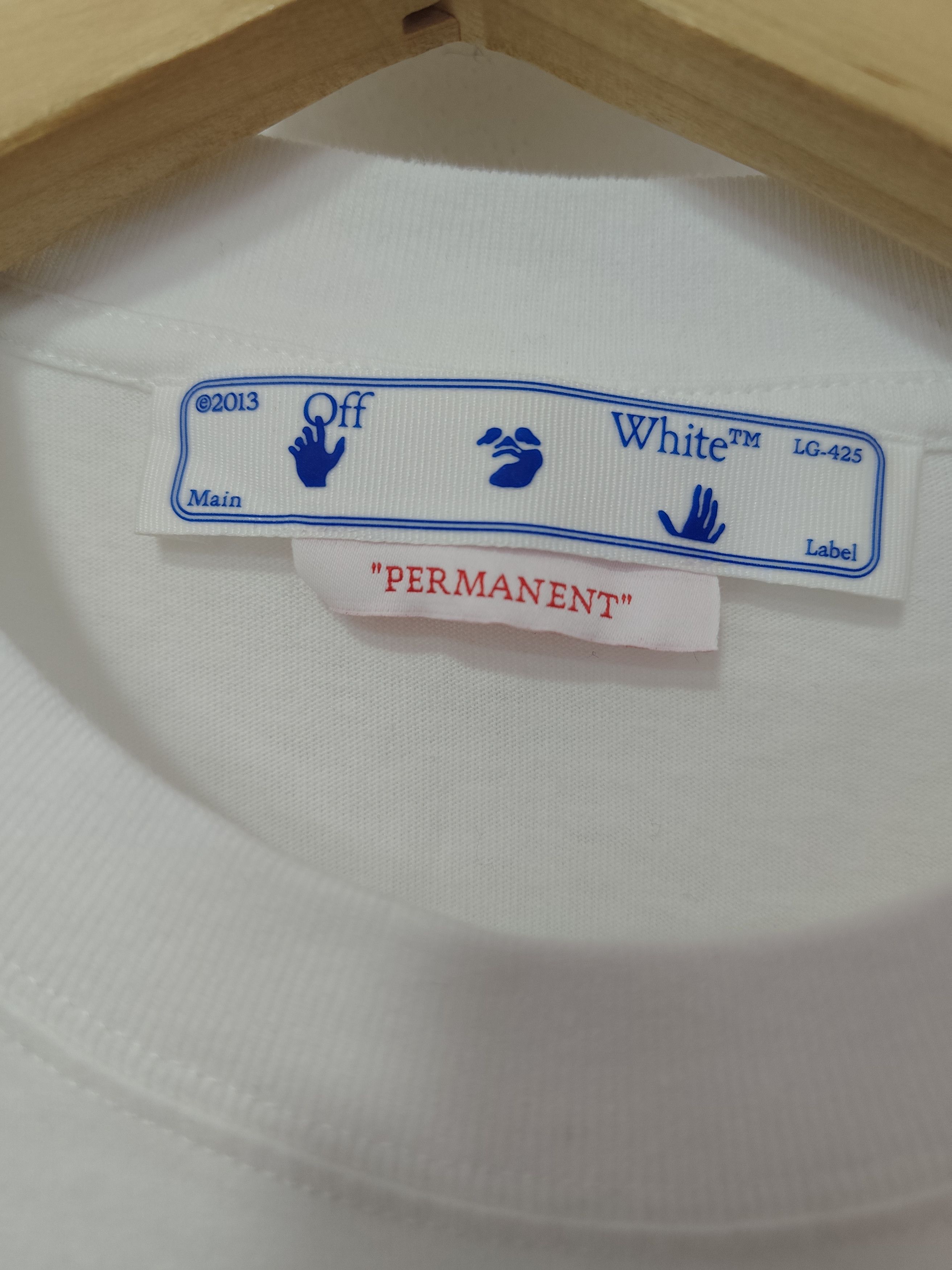 Off-White Off-White "Diagonal Helvetica" Size US S / EU 44-46 / 1 - 4 Thumbnail
