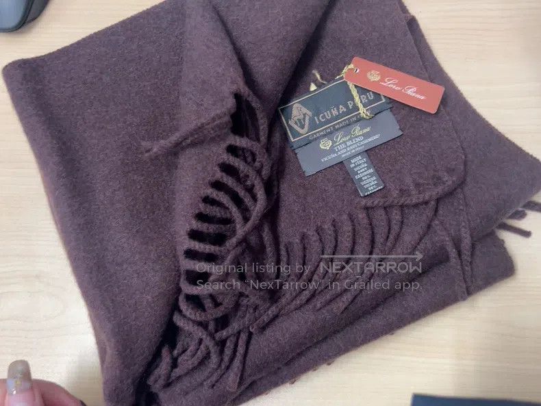 Loro Piana LORO PIANA size 47*175cm Vicuña Camelid Wool Scarf Size ONE SIZE - 1 Thumbnail