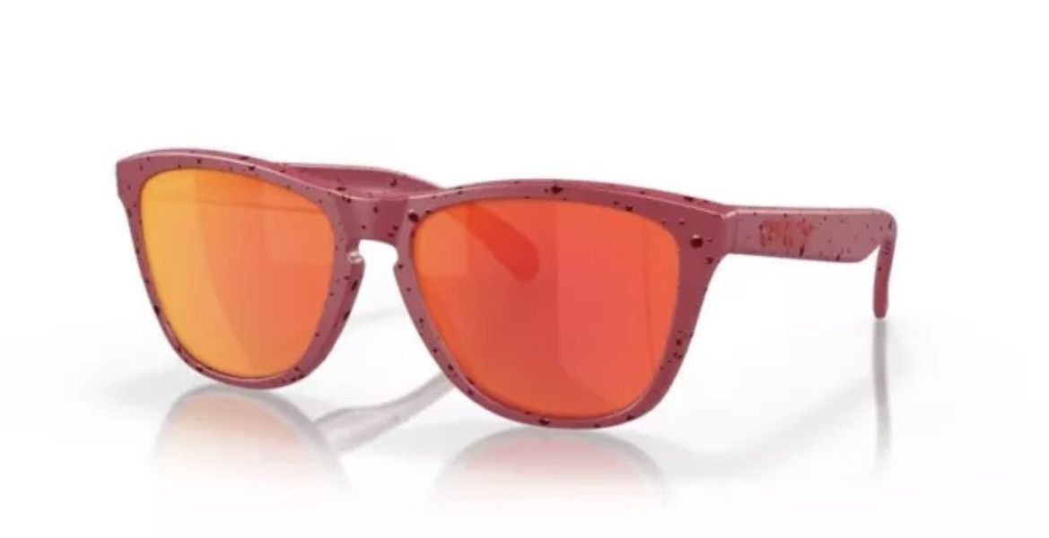 CNCPTS × Oakley Oakley x Concepts Lobsterskins Red Lobster Sunglasses Size ONE SIZE - 4 Thumbnail