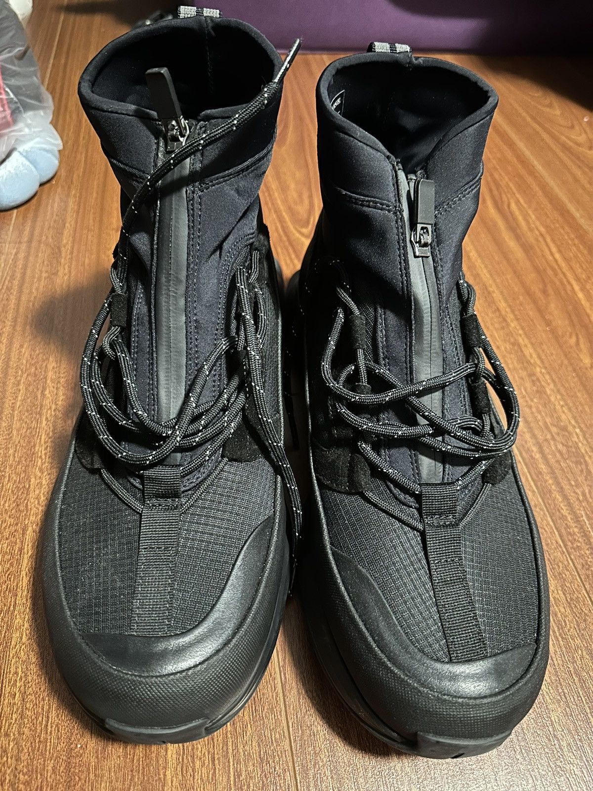 Canada Goose Men’s Glacier trail sneaker high Size US 10 / EU 43 - 3 Thumbnail