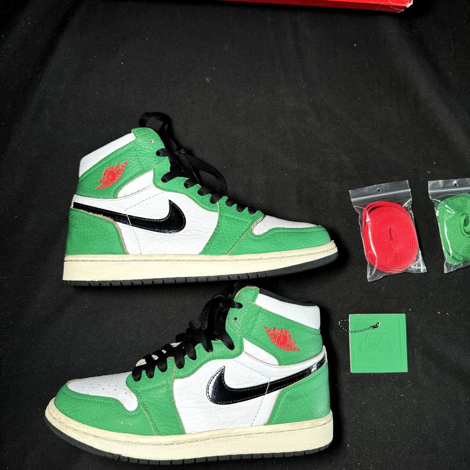 Jordan Brand × Nike Size 7.5 - Nike Air Jordan 1 High OG Lucky Green 2020 Shoes Size US 7.5 / IT 37.5 - 2 Thumbnail