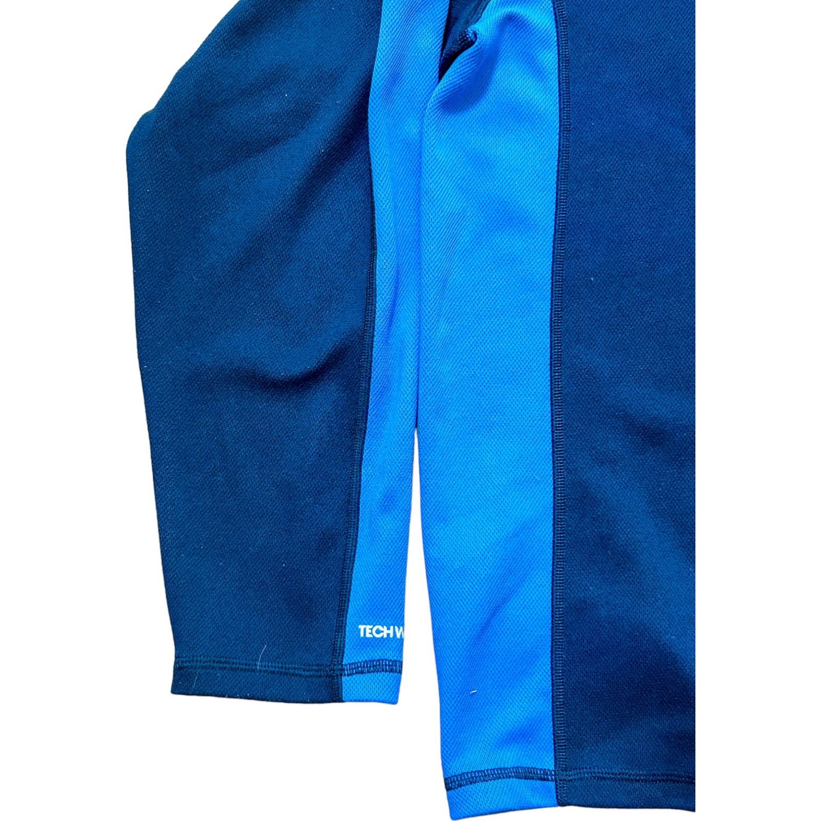 Eastern Mountain Sports Eastern Mountain Sports Blue Thermal Long Sleeve Shirt Size US L / EU 52-54 / 3 - 2 Thumbnail