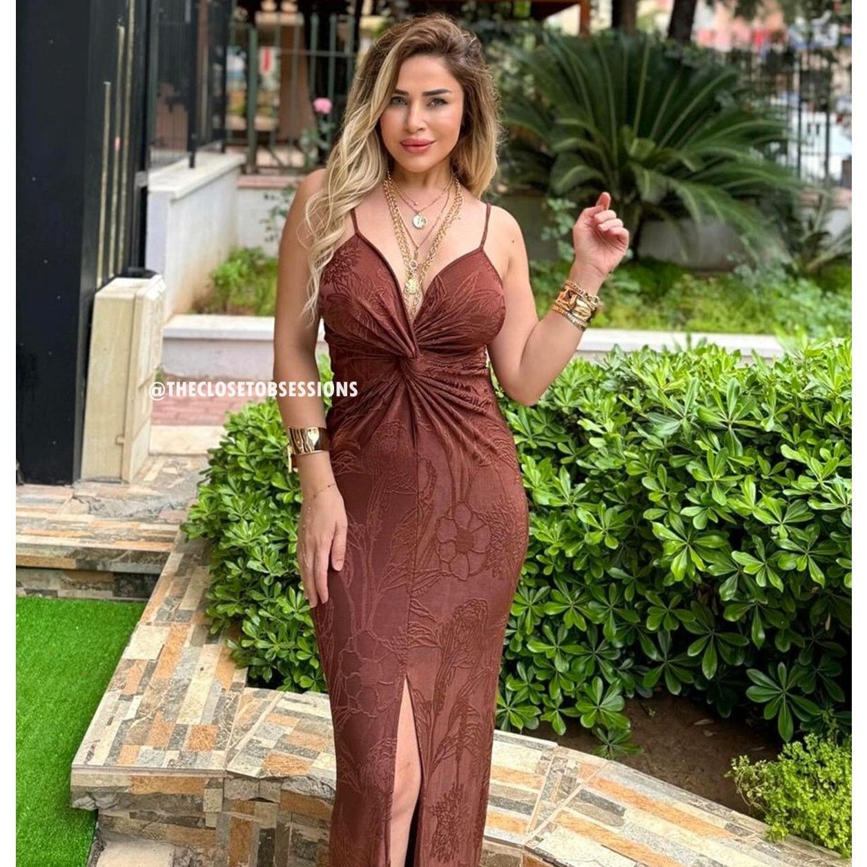 Mango BLOGGER FAVE!!! MANGO V-Neck Embroidered Maxi Dress Size M / US 6-8 / IT 42-44 - 5 Thumbnail