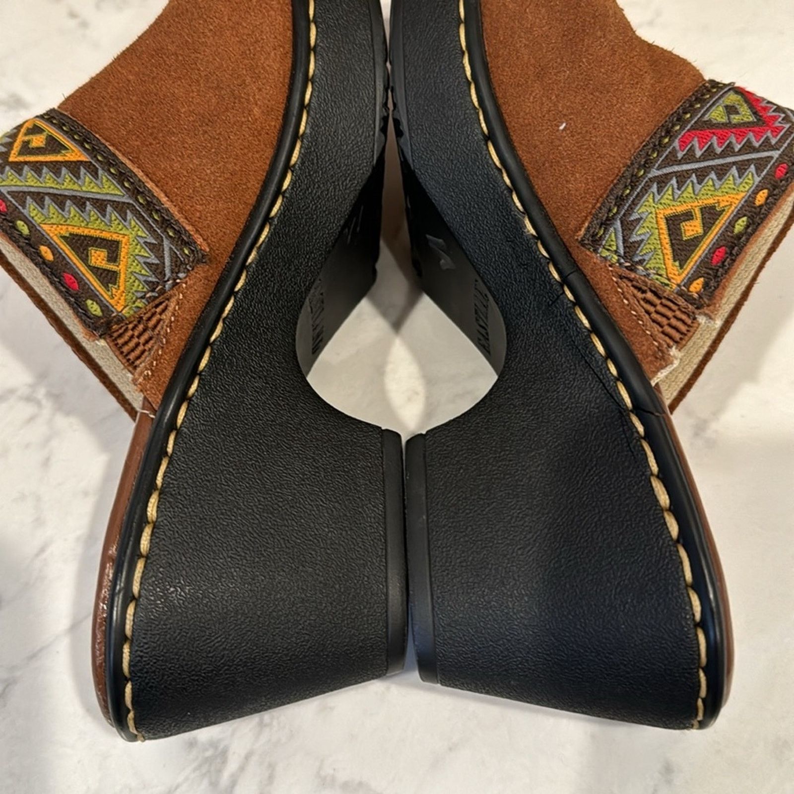 Eastland Eastland Vintage suede Clogs 90s southwestern mule size 7.5 Size US 7.5 / IT 37.5 - 8 Thumbnail